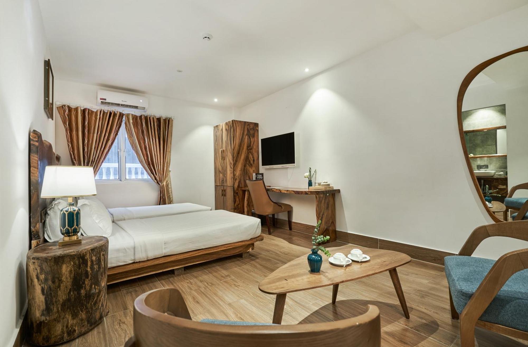 Sky Gem Hotel - Ben Thanh Хошимин Екстериор снимка